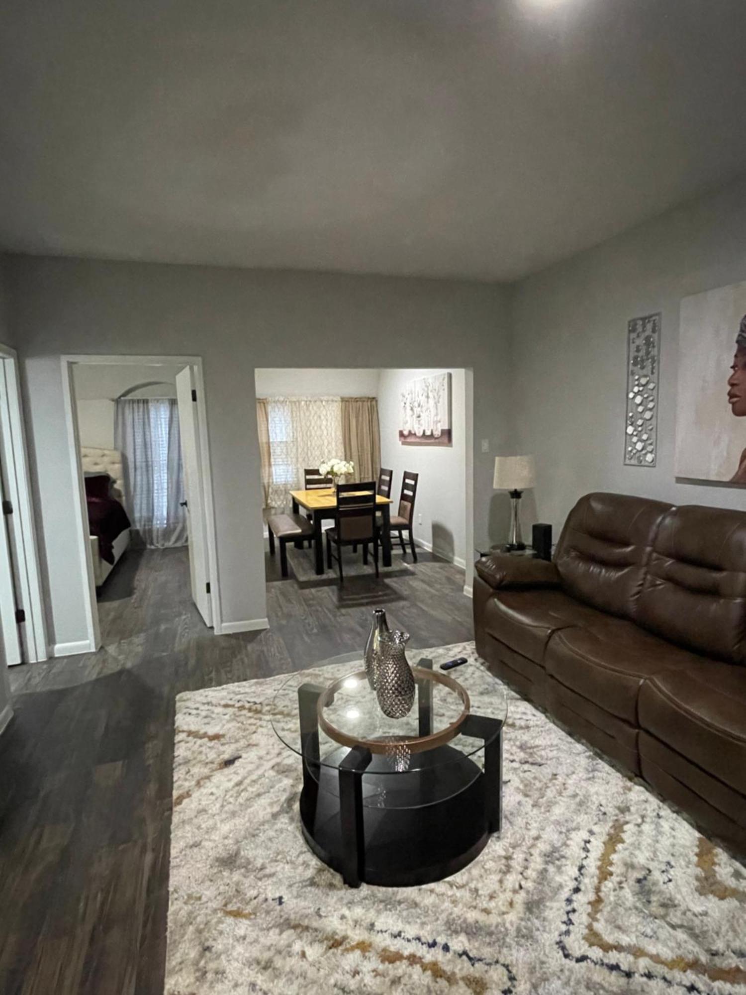 Duchele Aparthotel Houston Exteriör bild